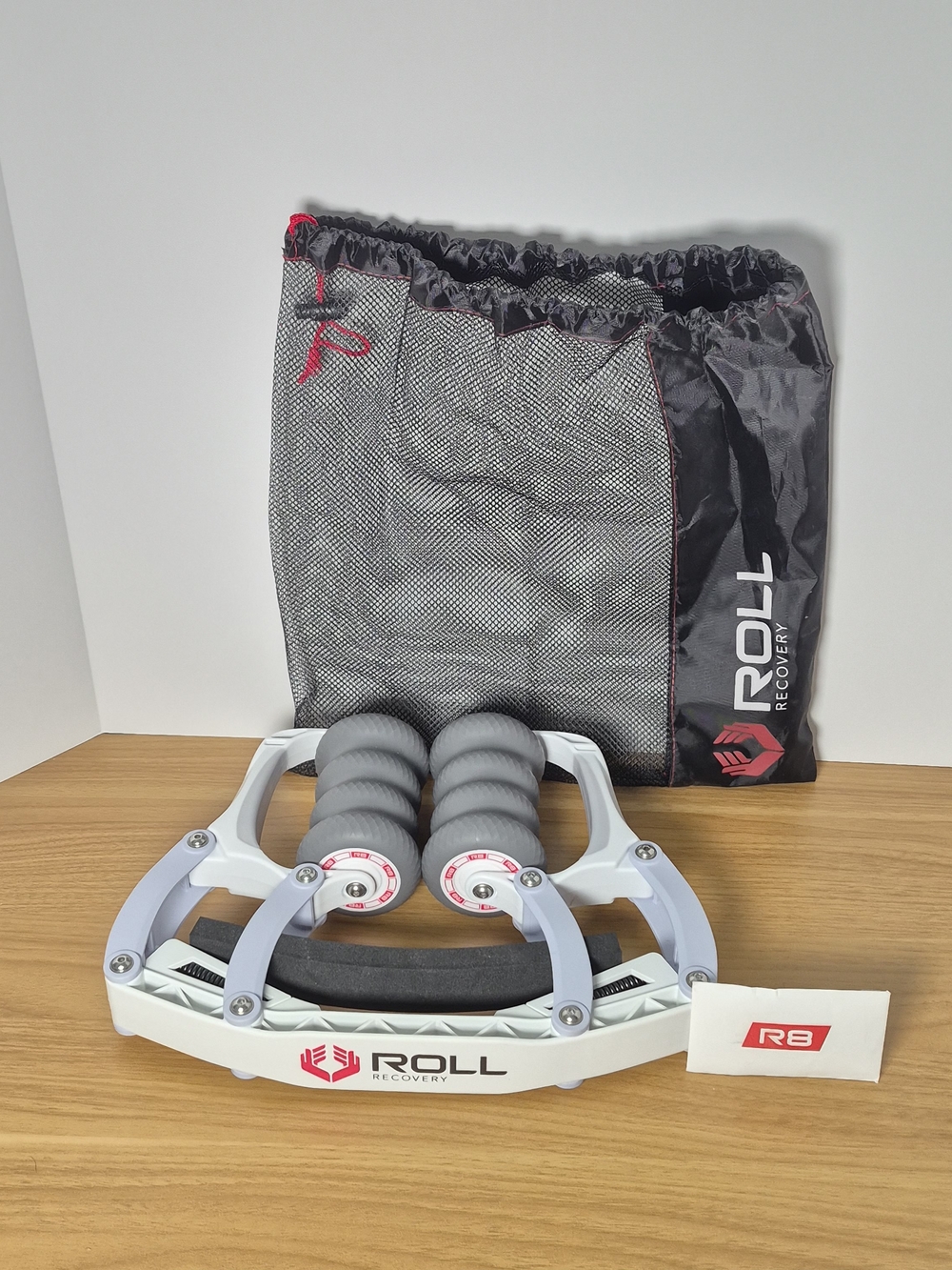 R8 Deep Tissue Muscle Roller - Gray/Black